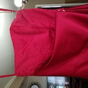 Mori Lee, size 6, dark red